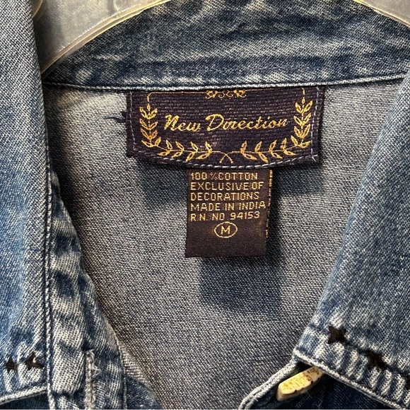 Denim Zoo Animal Artsy Boho Embroidered Women’s Shirt Size M - Picture 2 of 8